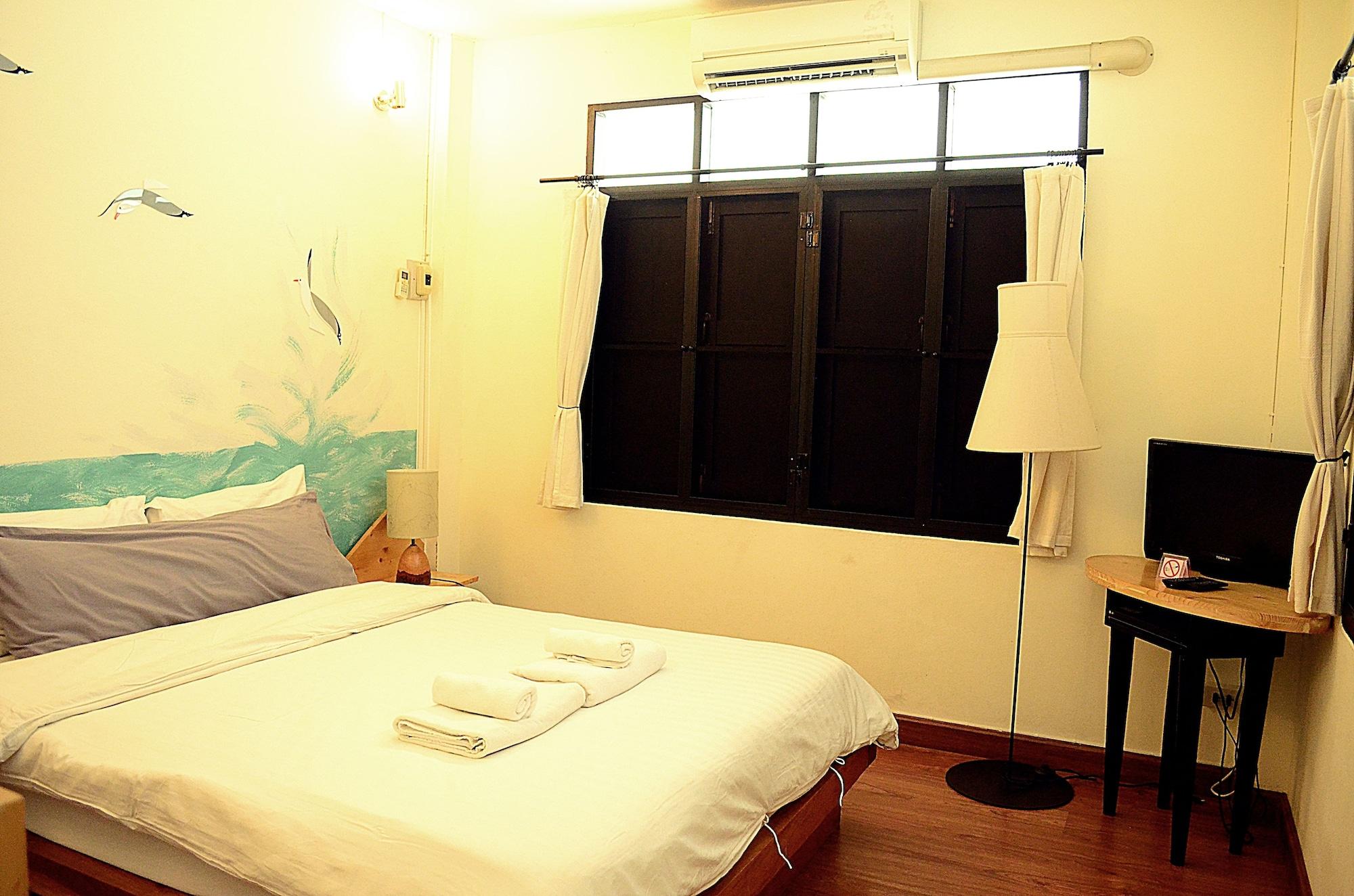 Early Bird Bed & Breakfast (Adults Only) Chiang Mai Exterior foto