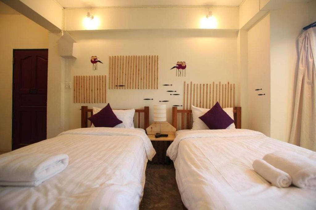 Early Bird Bed & Breakfast (Adults Only) Chiang Mai Zimmer foto